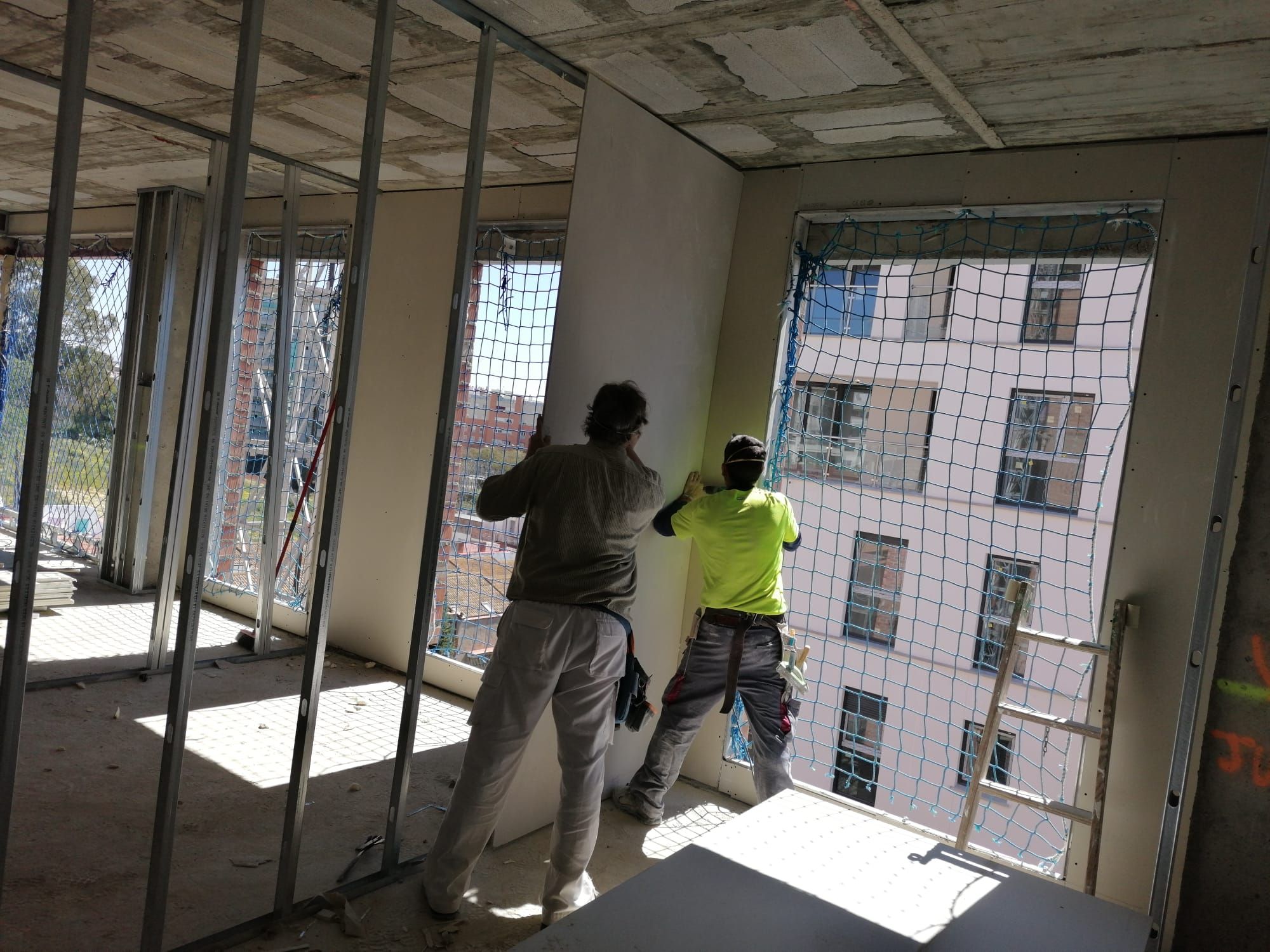 ADIPAEX solicita al Gobierno el cierre urgente y temporal de las obras de construcción