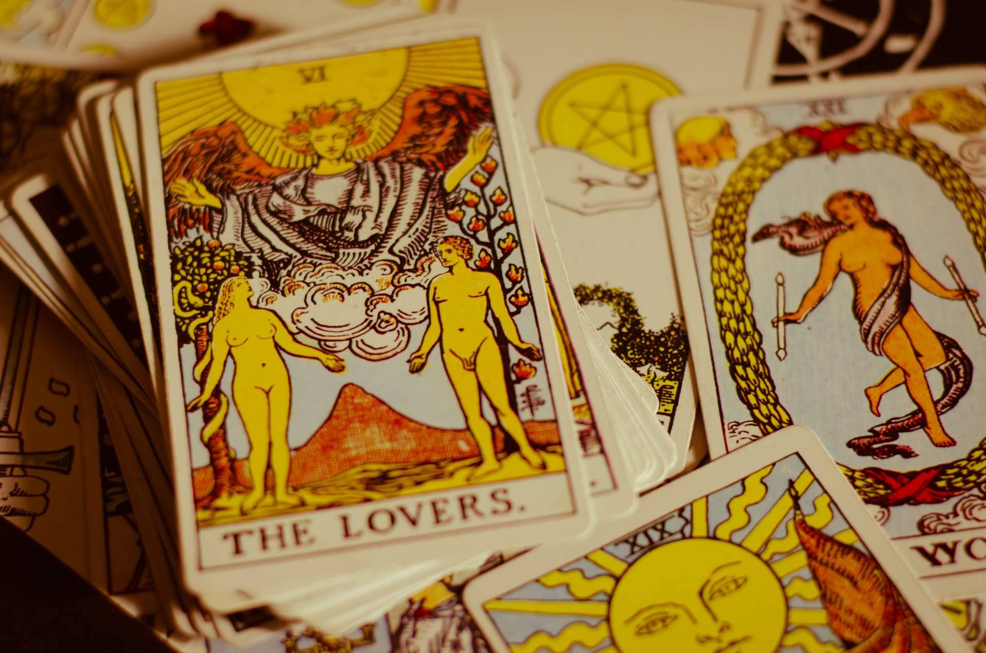 Los orígenes del Tarot, por el Tarot de Luz María