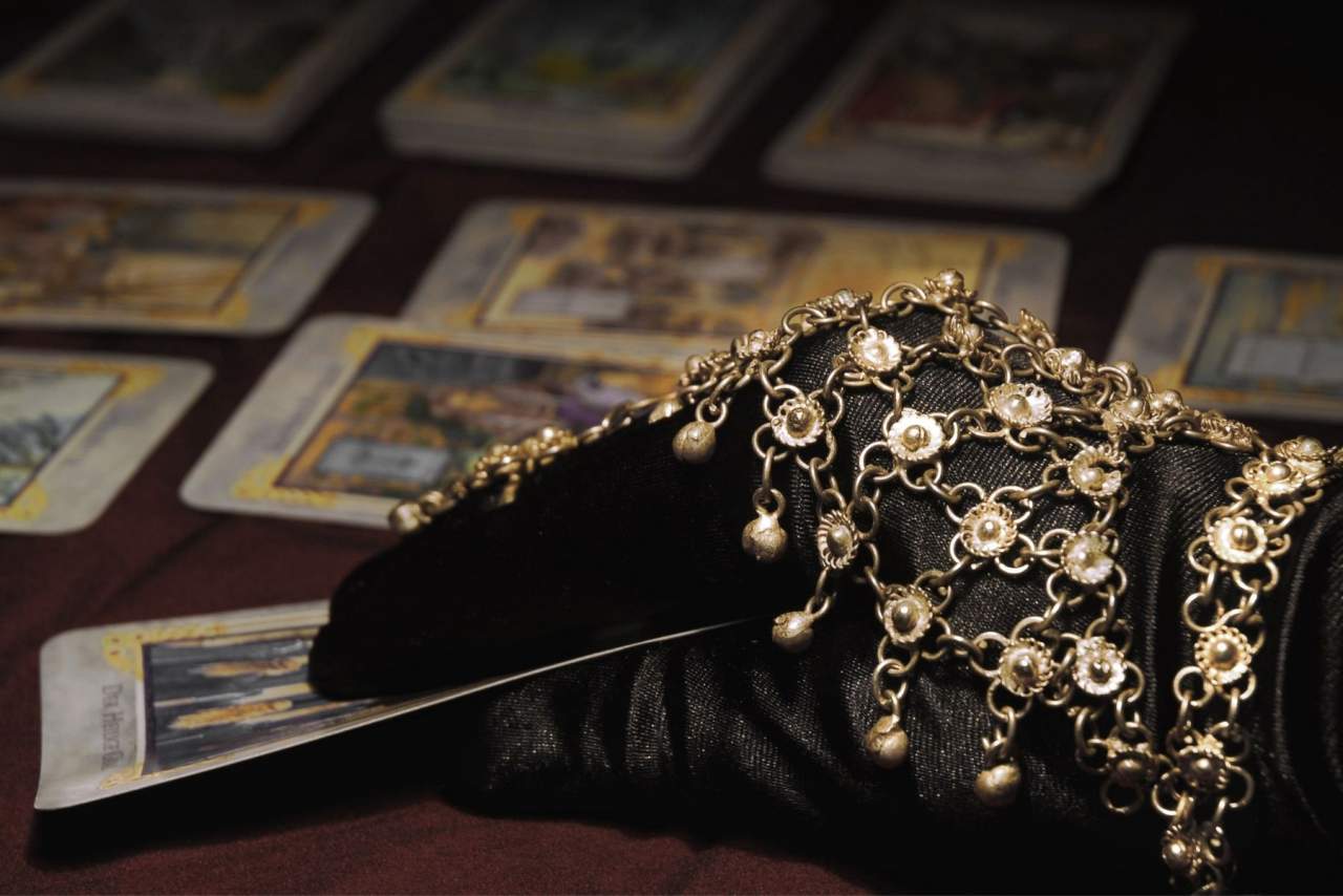 LeoTarot realiza la lectura del tarot futuro inmediato gratis