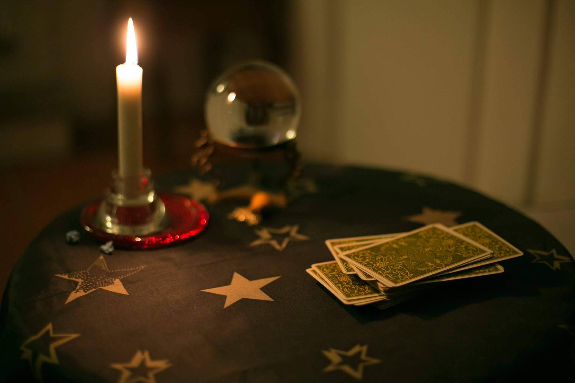 Los servicios de tarot fiable de Amanda Tarot Del Amor