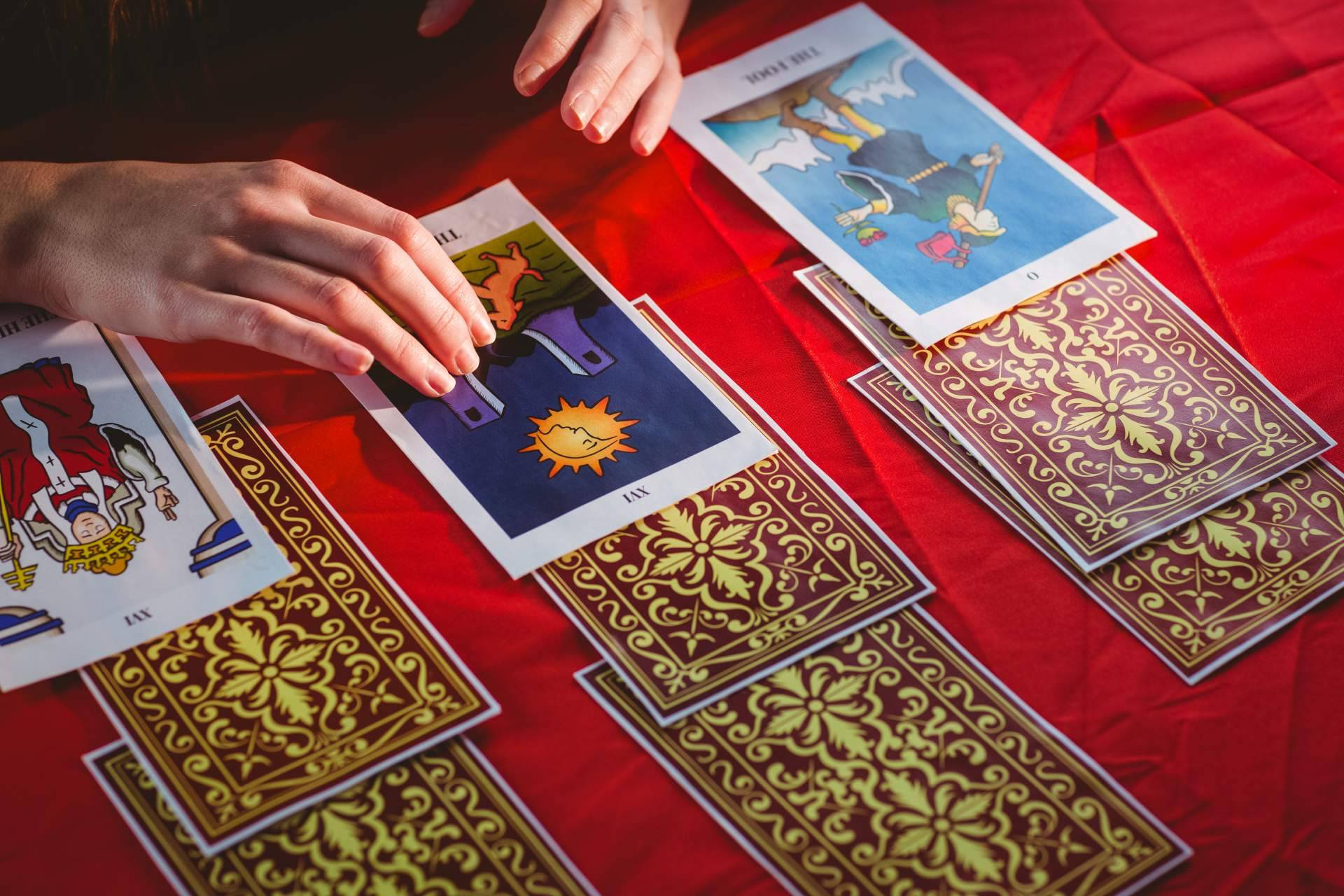 La Casa del Tarot y Videncia permite consultar el horóscopo 2022 y sus tendencias