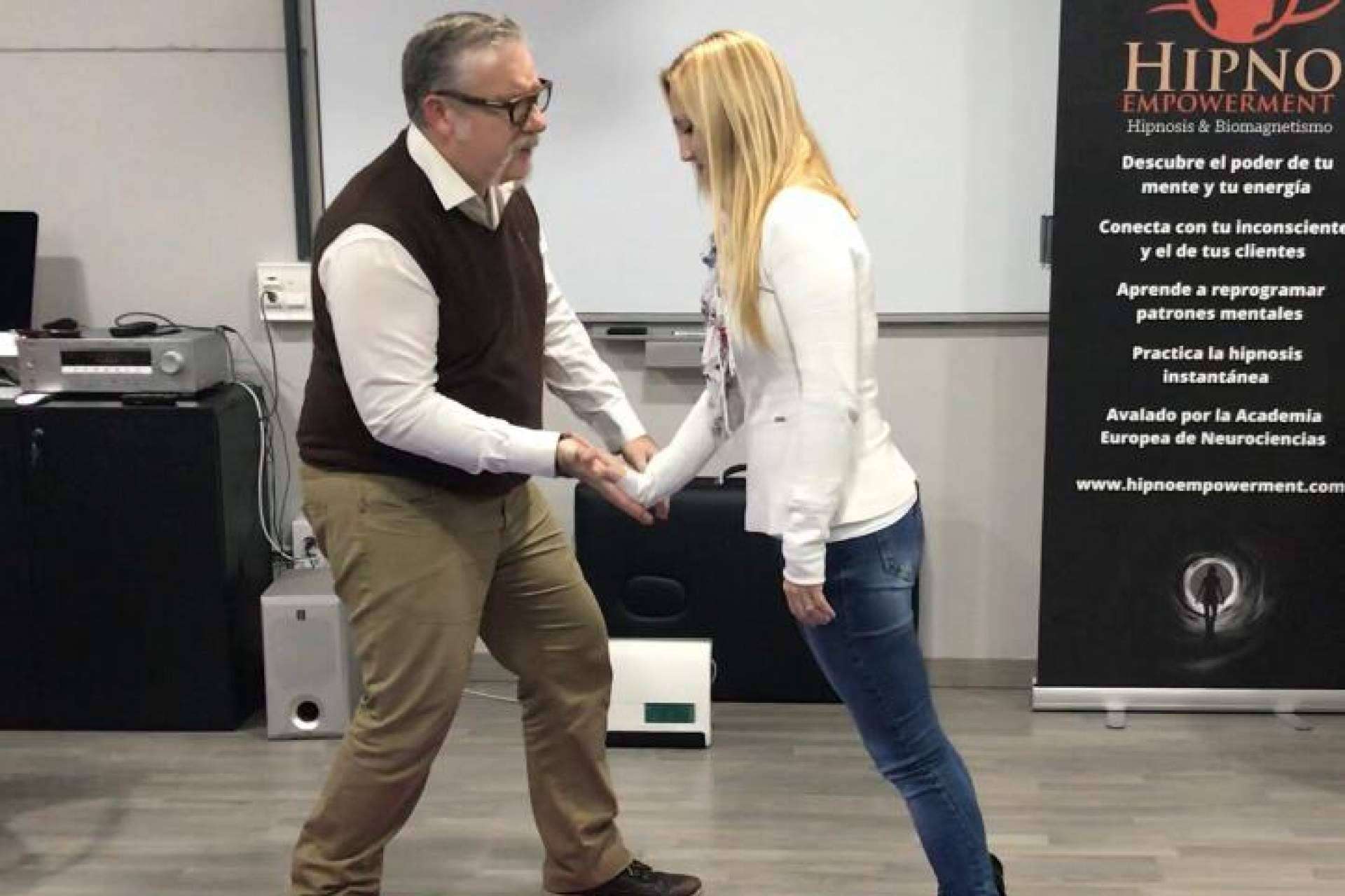Los beneficios de las técnicas de introspección en el inconsciente como la Hipnosis, por Nueva Escuela de Alto Rendimiento (N.E.A.R.)