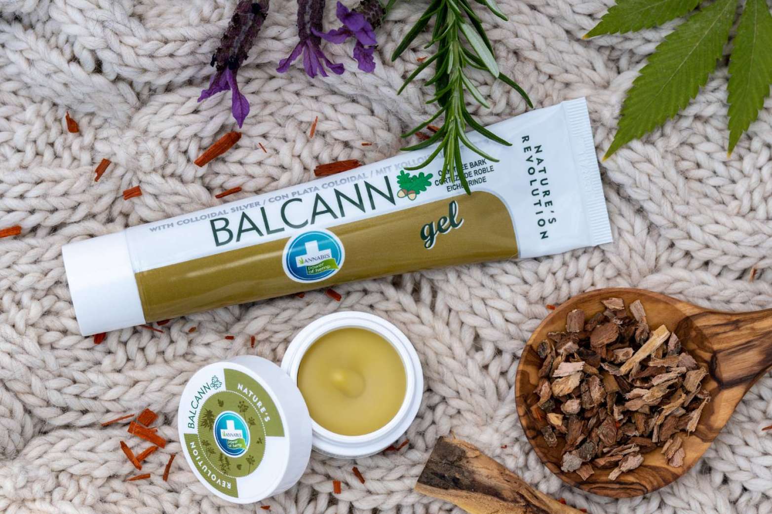Cuidar la piel con la crema regeneradora a base de roble, en Annabis