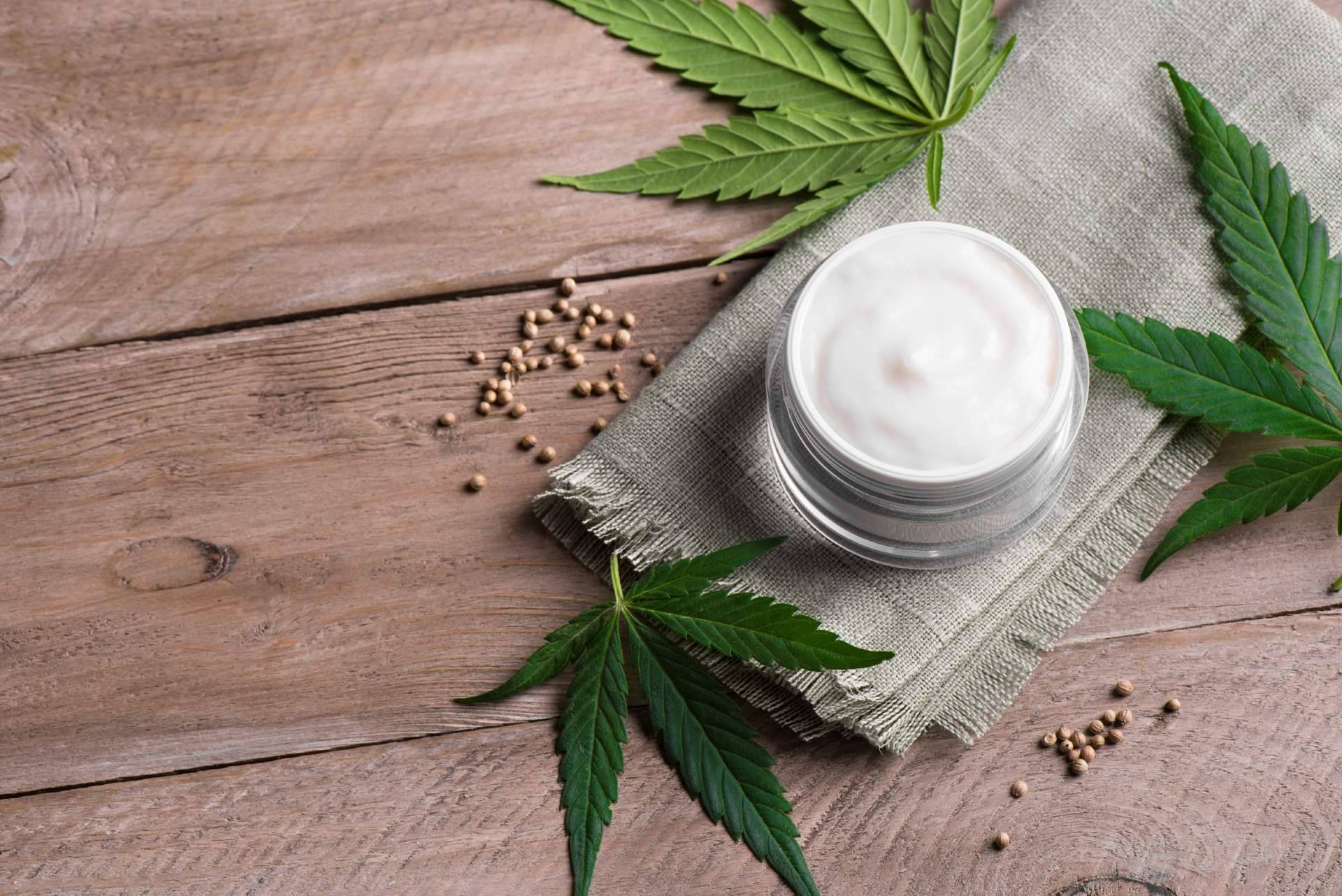Explorando los beneficios del CBD